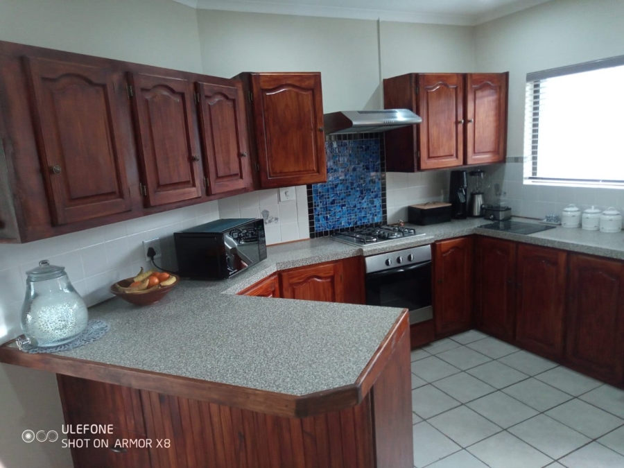 4 Bedroom Property for Sale in Dorchester Heights Eastern Cape